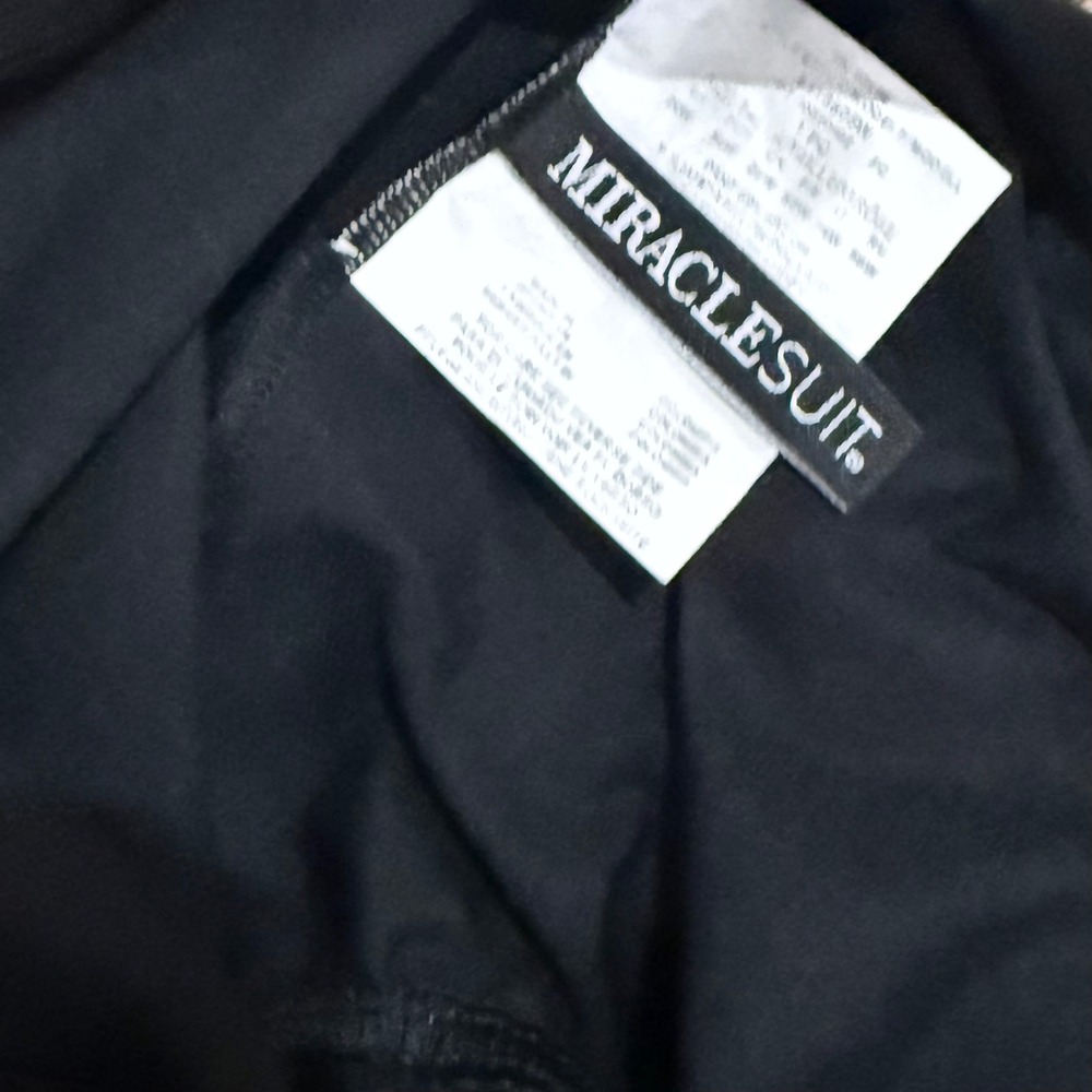 Miraclesuit Womens Solid Black Swim Shorts Elastic Waist Beach Bottoms Size 20W - Picture 3 of 3
